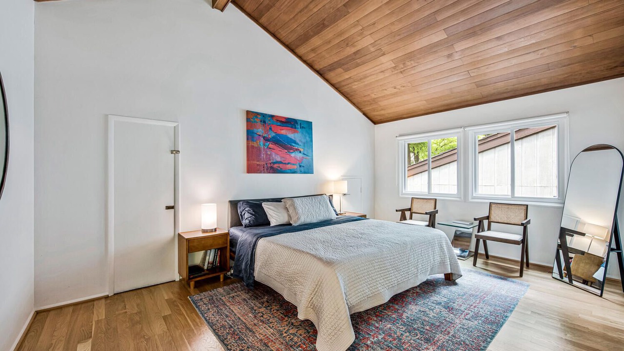 Photo of Bedroom in Bethesda