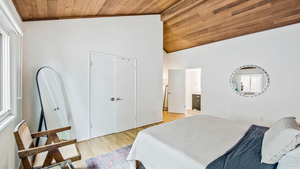 Photo of Bedroom in Bethesda