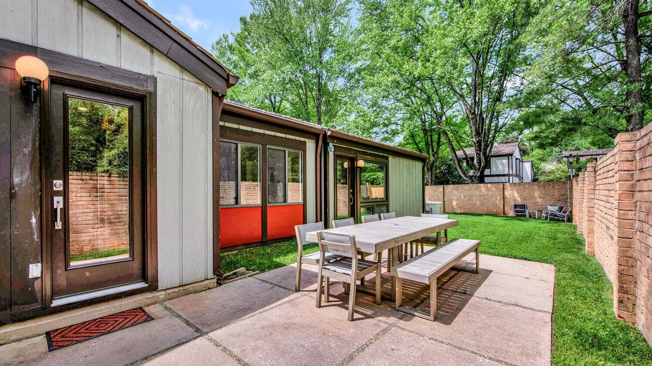 Photo of Outdoor in Bethesda