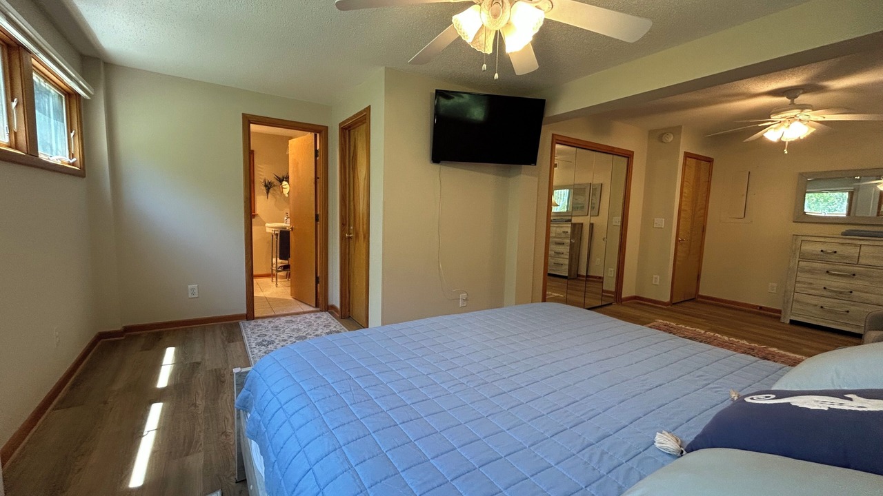 Photo of Bedroom in Southern Shores