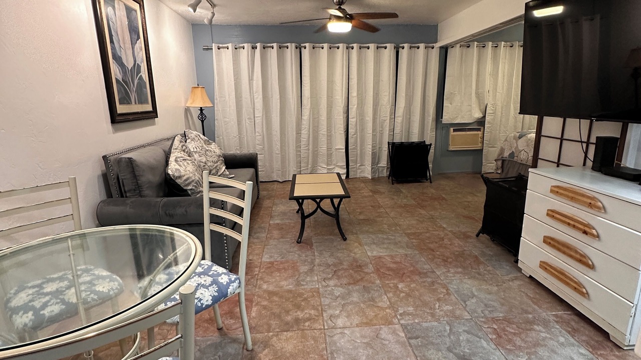 Photo of Bedroom in Maalaea
