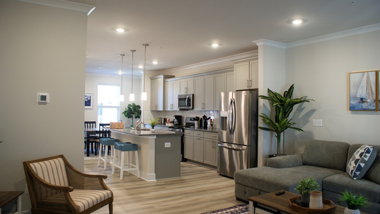 Photo of Livingroom in Caine Woods