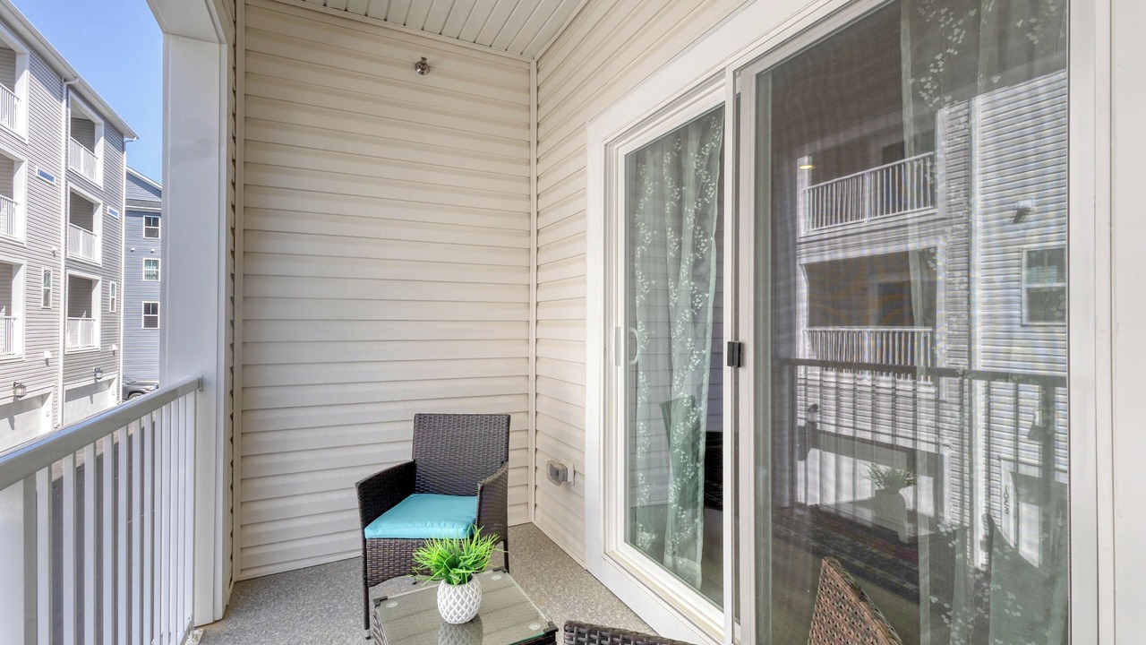 Photo of Patio Balcony in Caine Woods