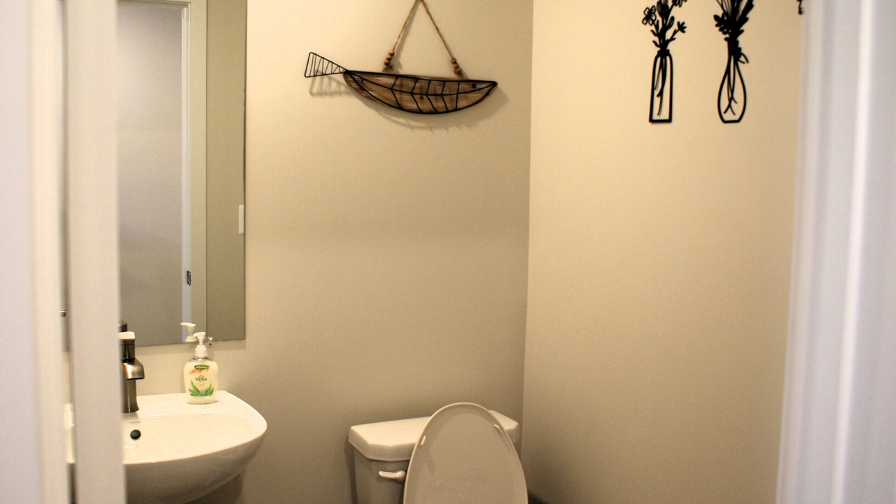 Photo of Bedroom in Caine Woods