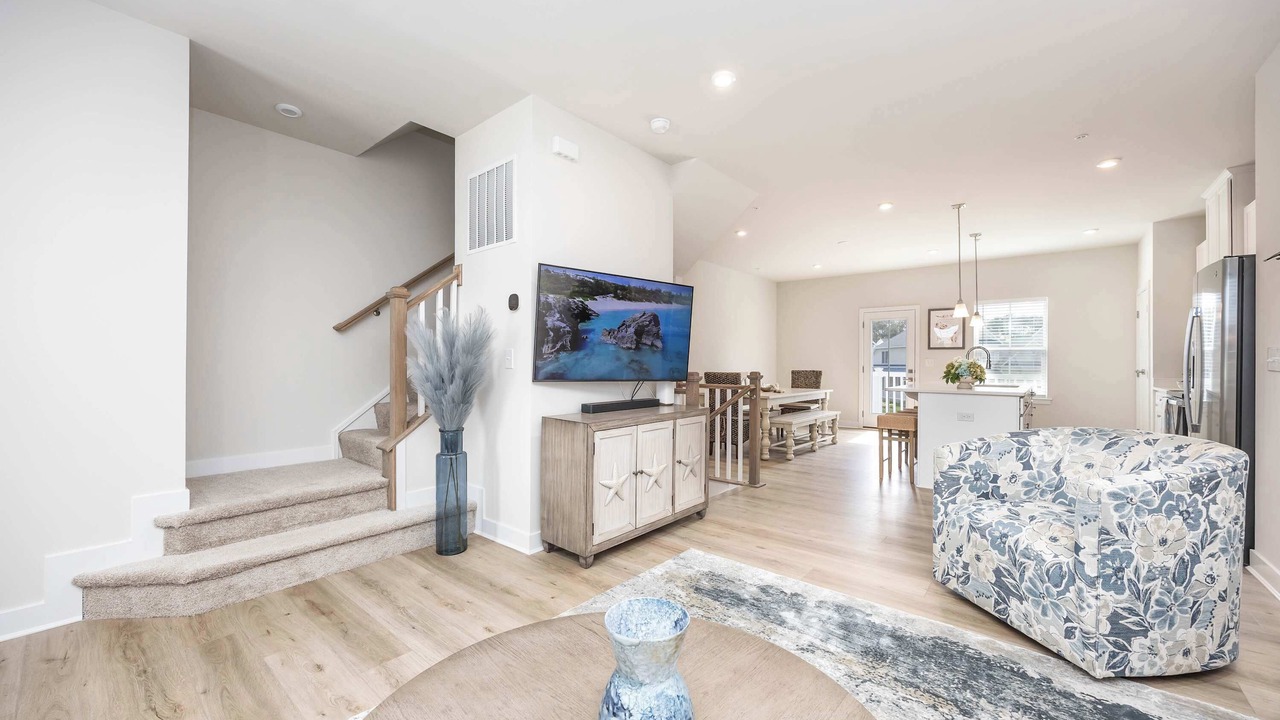 Photo of Livingroom in Bayside