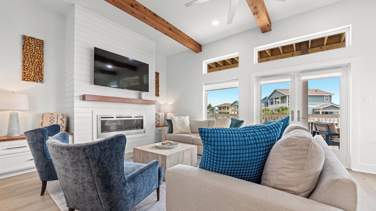 Photo of Livingroom in Red Fish Cove