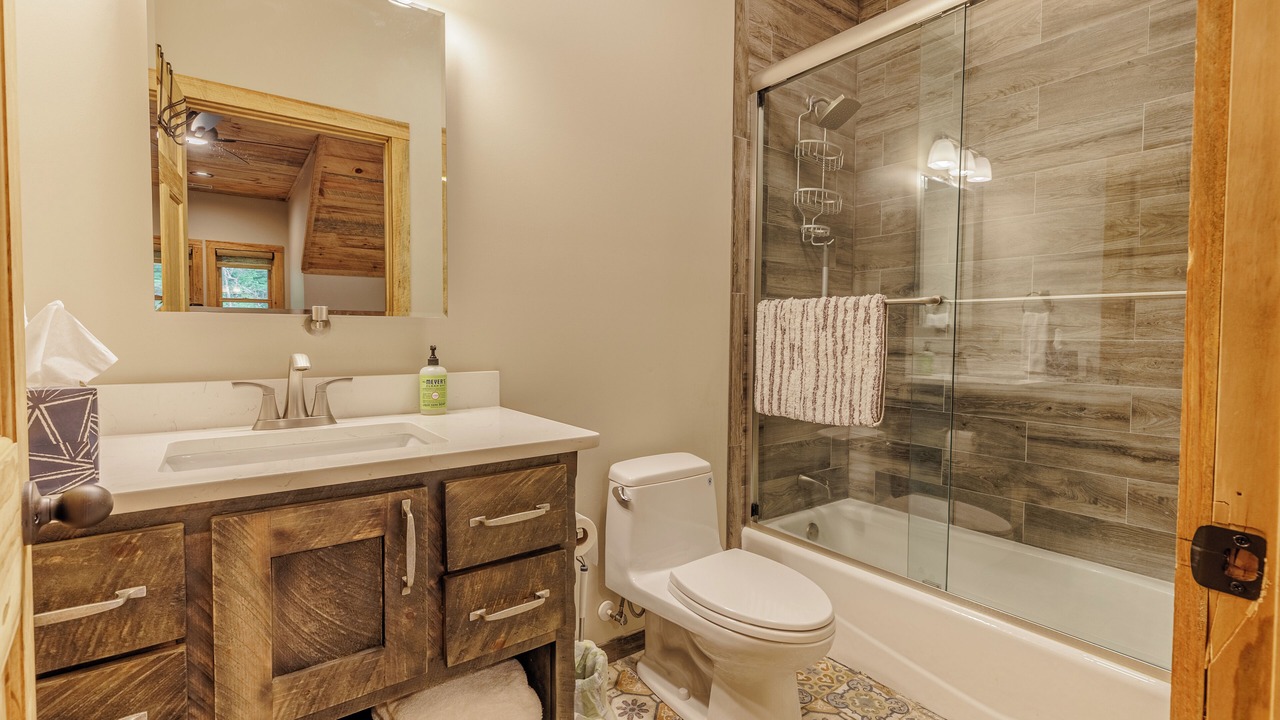 Photo of Bathroom in Nantahala