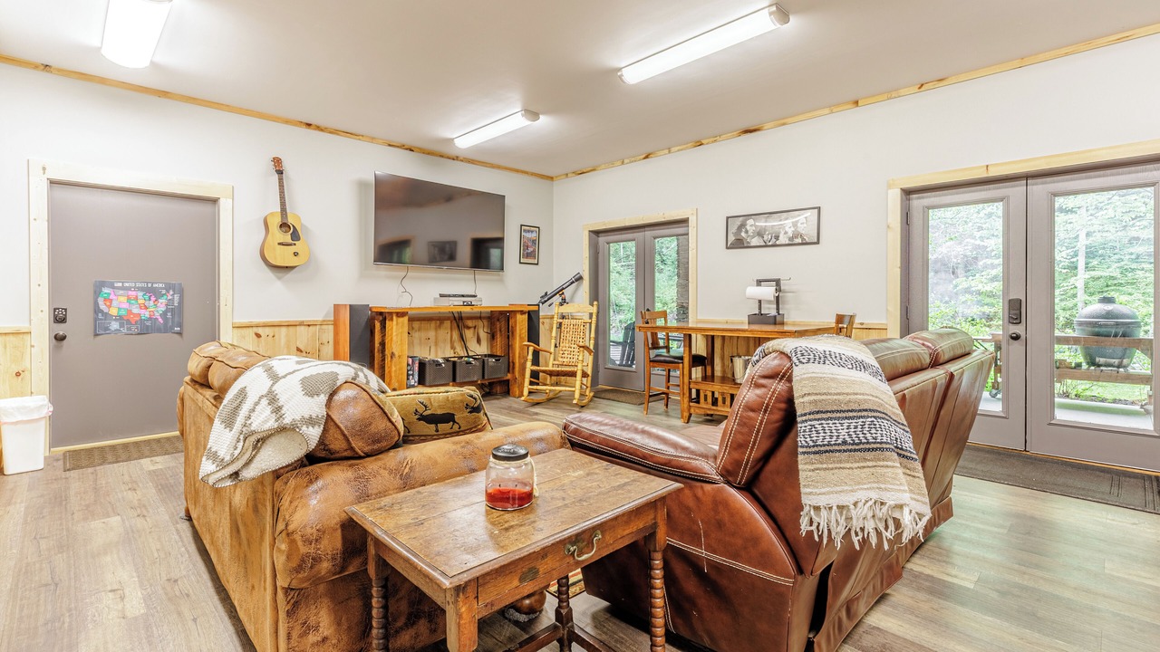 Photo of Livingroom in Nantahala