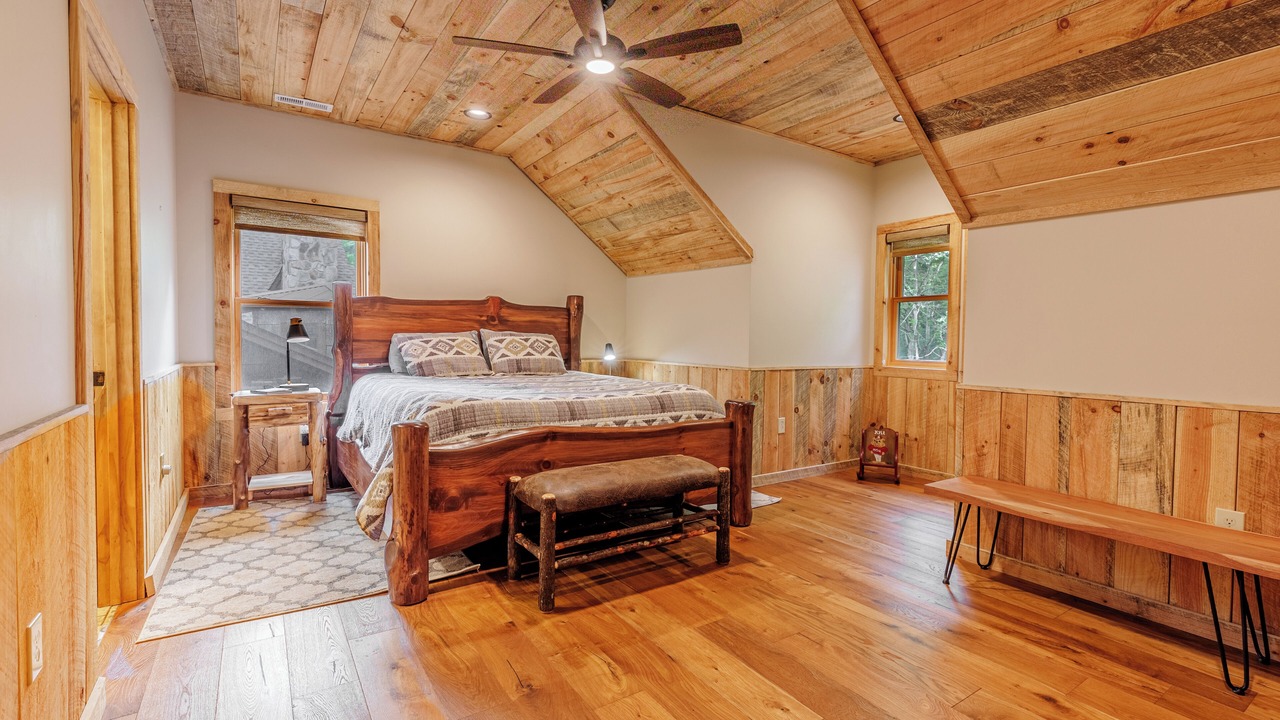 Photo of Bedroom in Nantahala