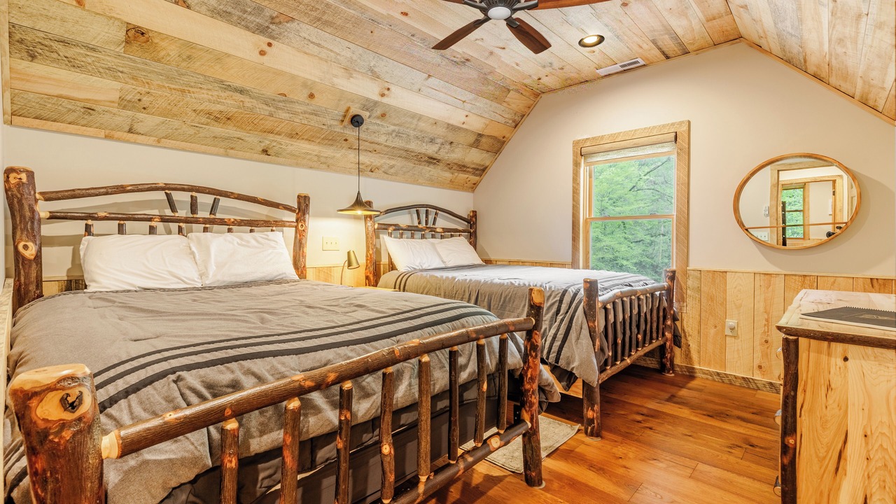 Photo of Bedroom in Nantahala