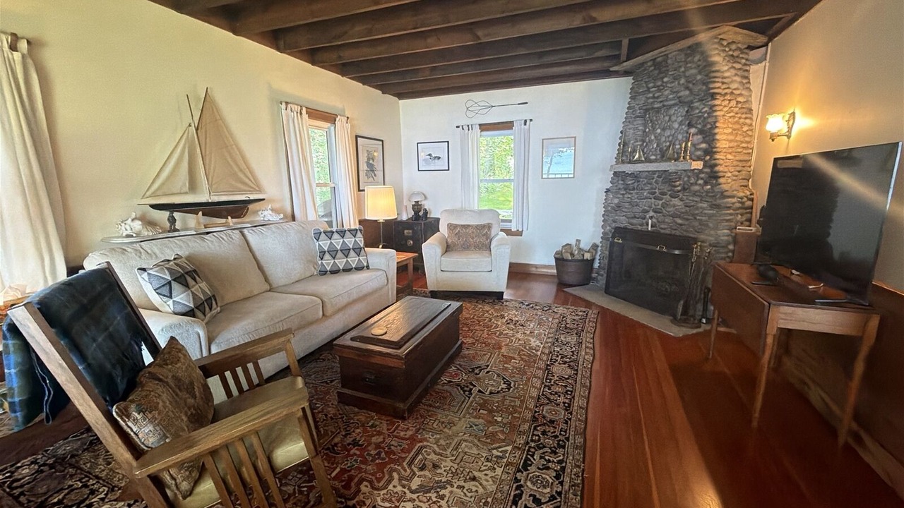 Photo of Livingroom in Owls Head