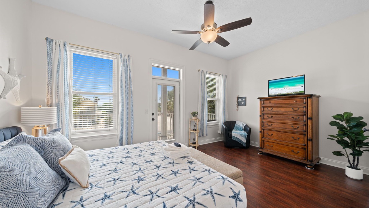 Photo of Bedroom in Holiday Beach