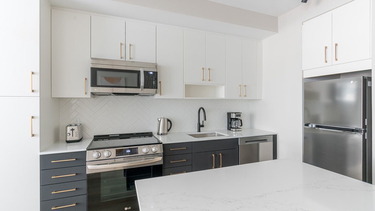 Photo of Kitchen in Woodmont Triangle