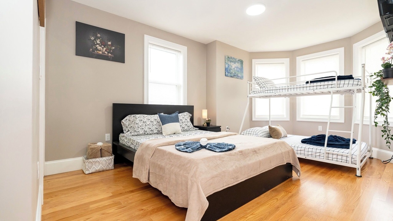 Photo of Bedroom in Codman Square