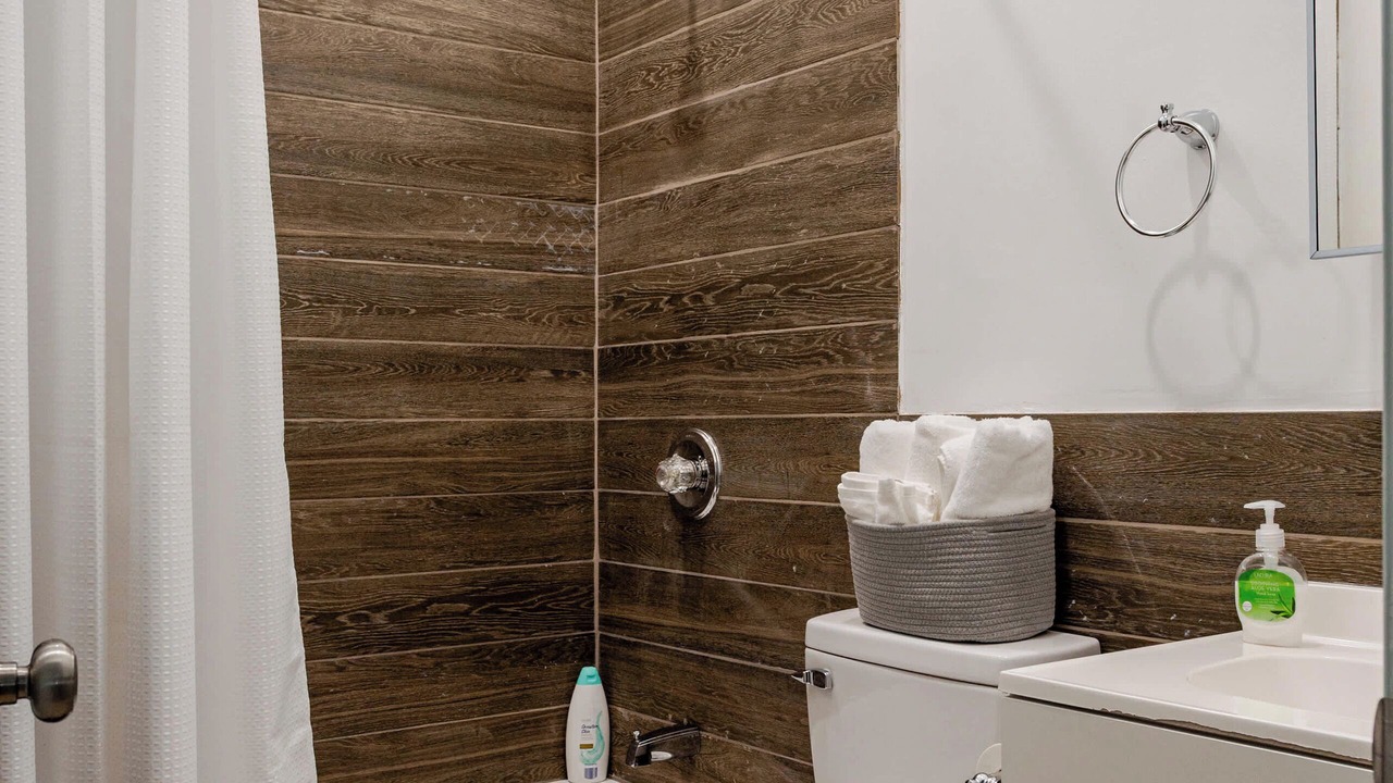 Photo of Bathroom in West Poplar