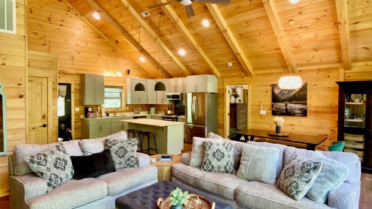 Photo of Livingroom in Deep Gap