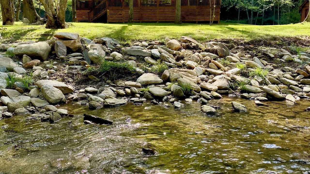 Photo of Outdoor in Deep Gap