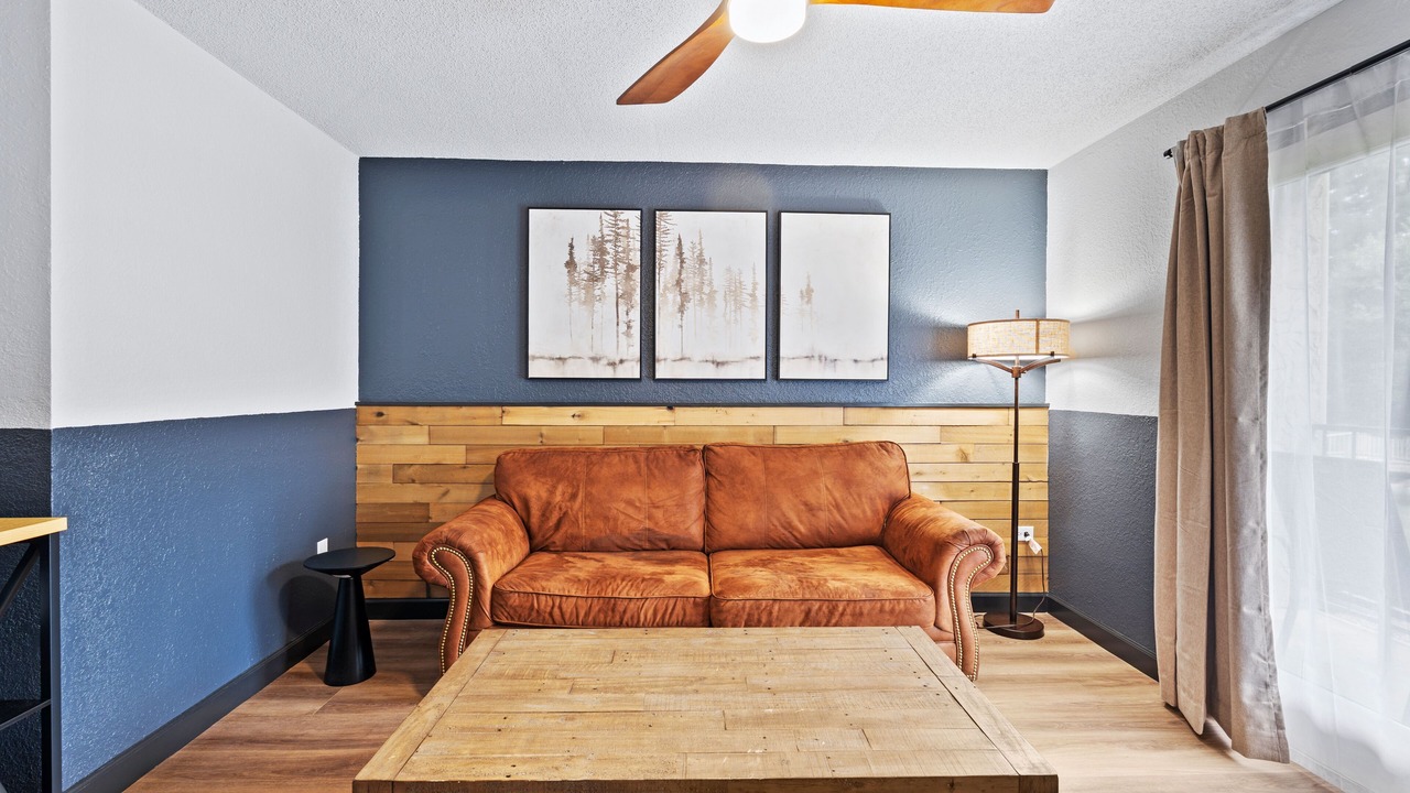 Photo of Livingroom in Townsend
