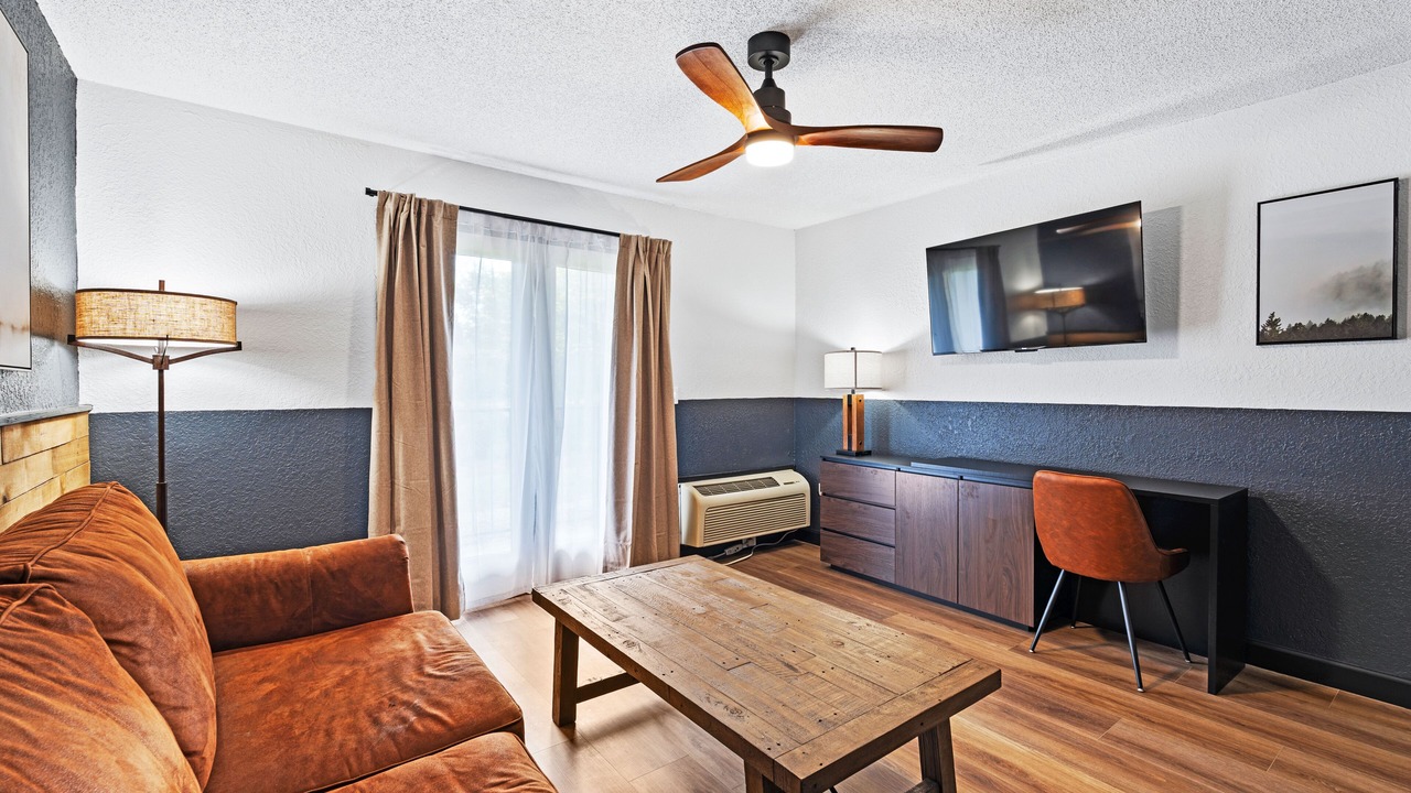 Photo of Livingroom in Townsend