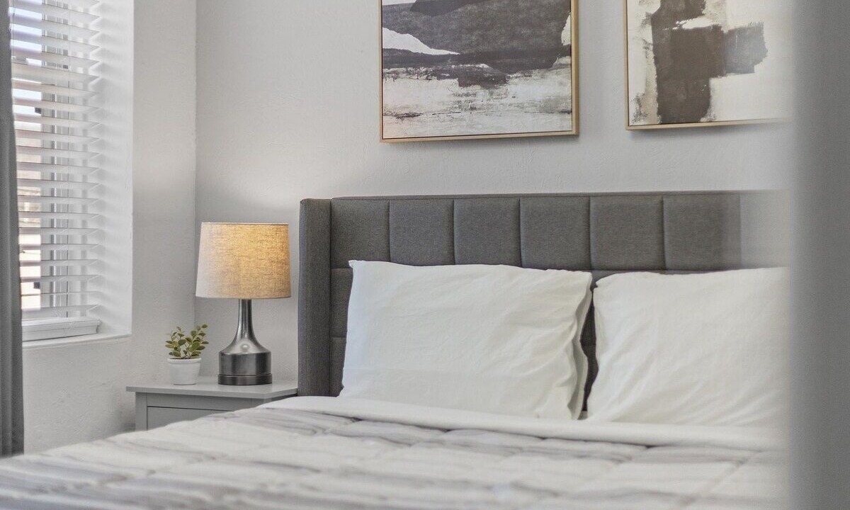 Photo of Bedroom in Lawrenceville