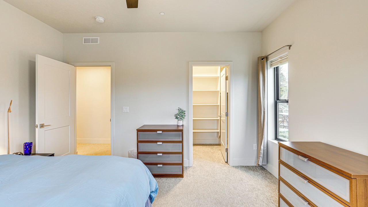 Photo of Bedroom in East End