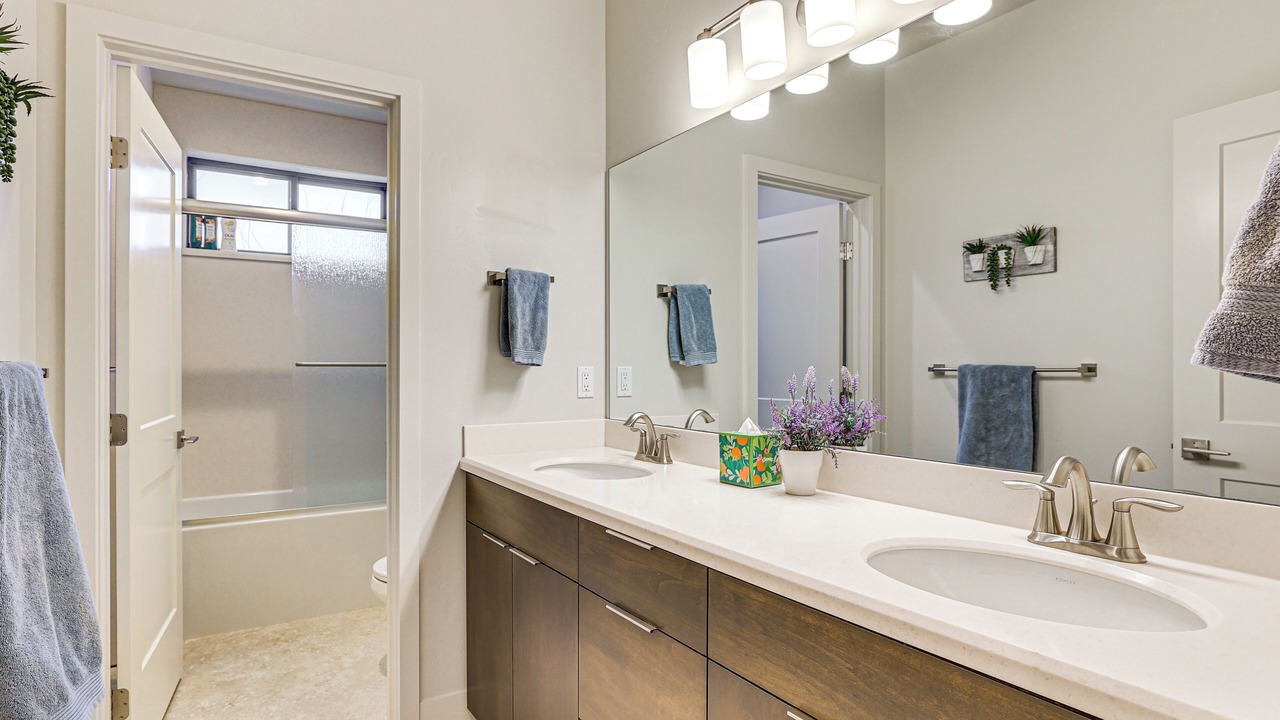 Photo of Bathroom in East End