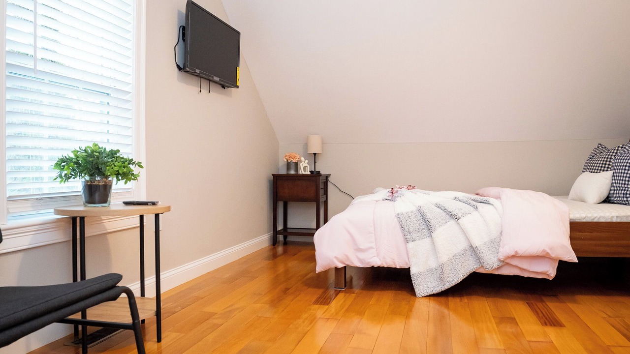 Photo of Bedroom in Fields Corner East