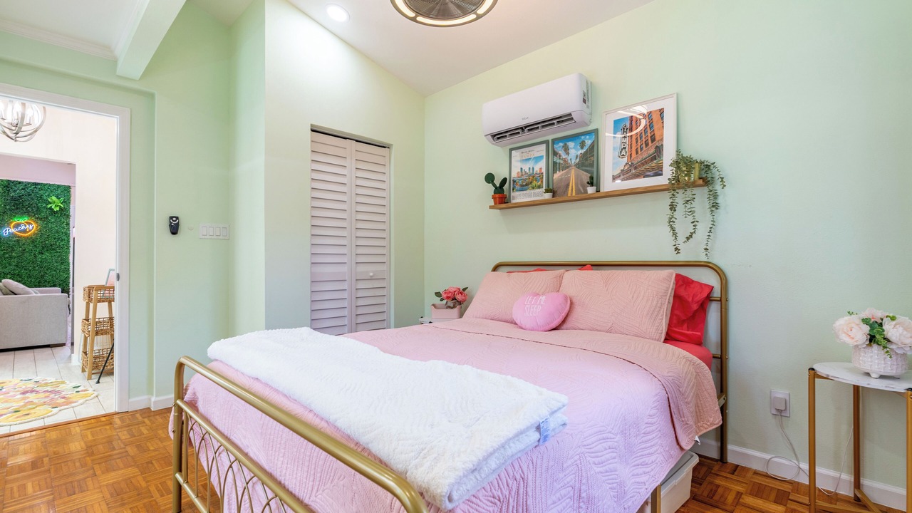 Photo of Bedroom in Tampa