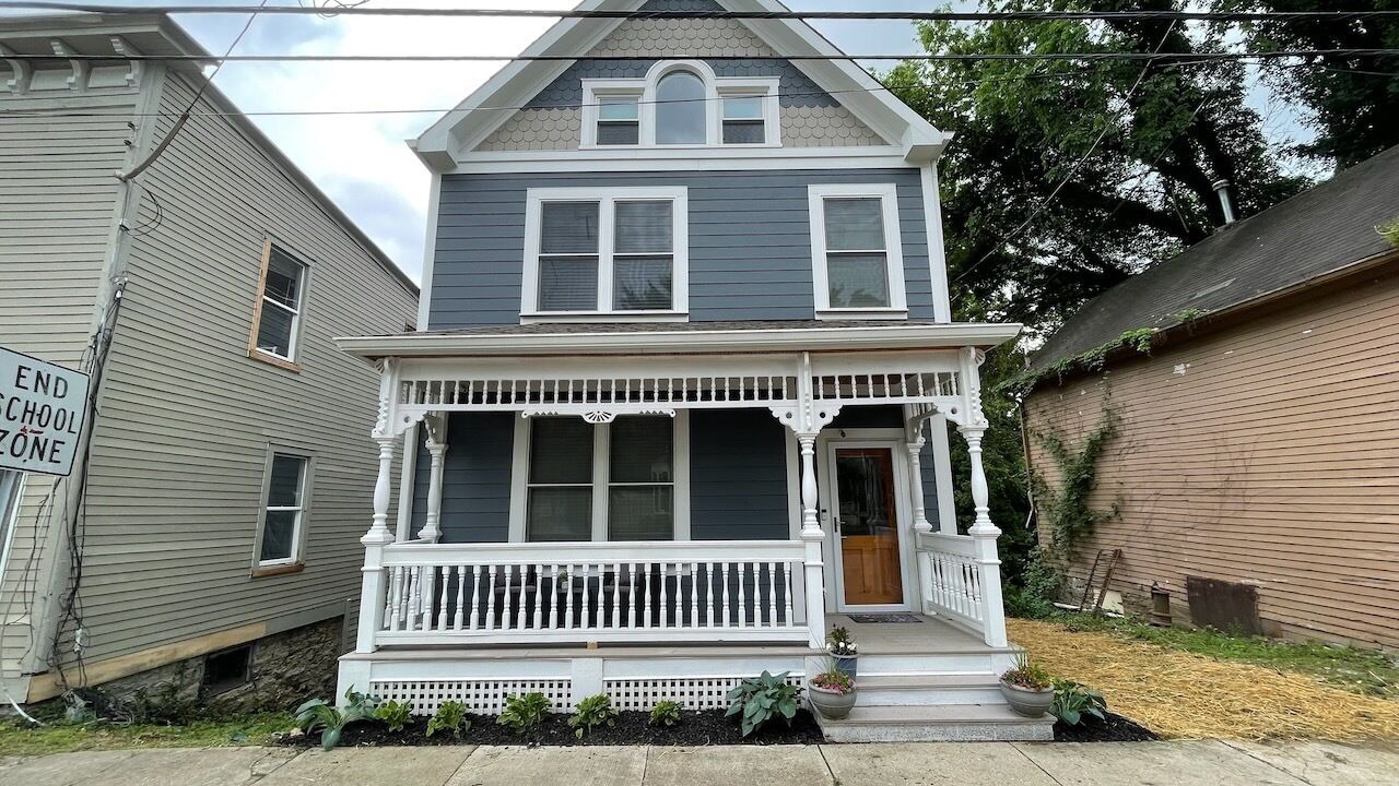 Photo of Outdoor in Roselawn Finance