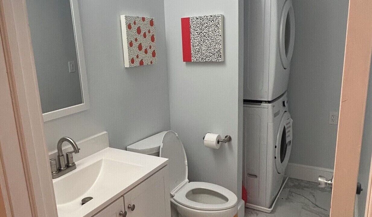 Photo of Bathroom in Waycroft - Woodlawn