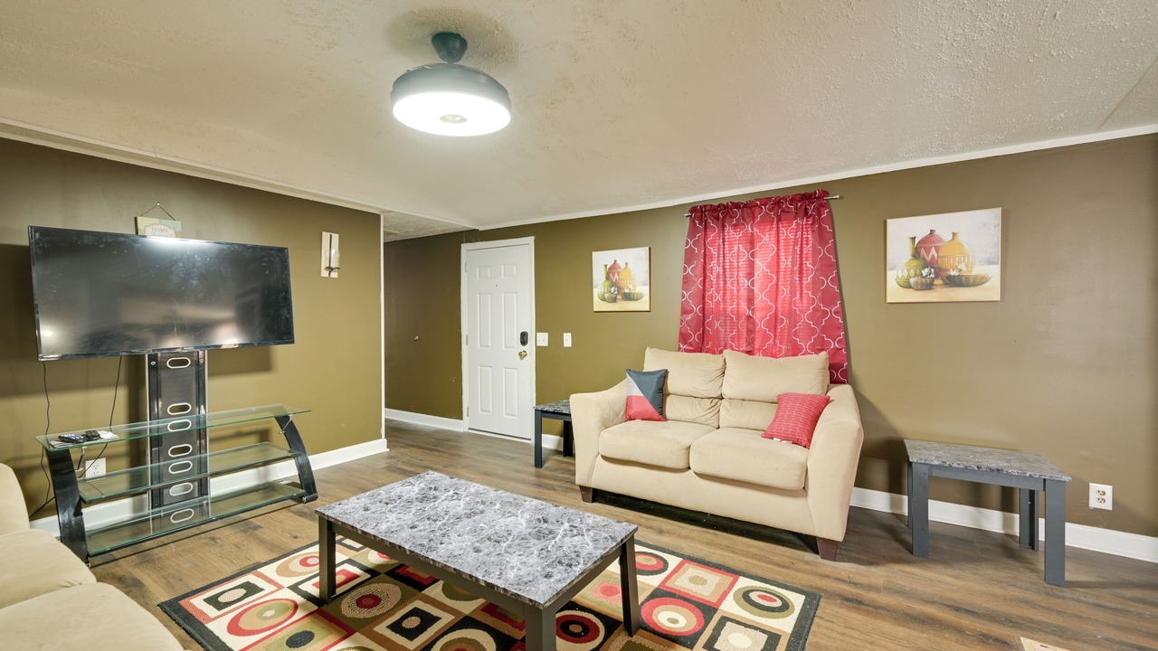 Photo of Bedroom in Crisp