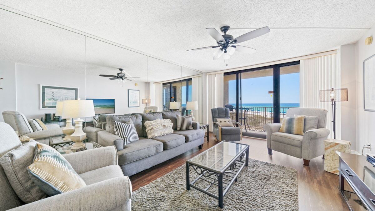 Photo of Patio Balcony in Holiday Beach