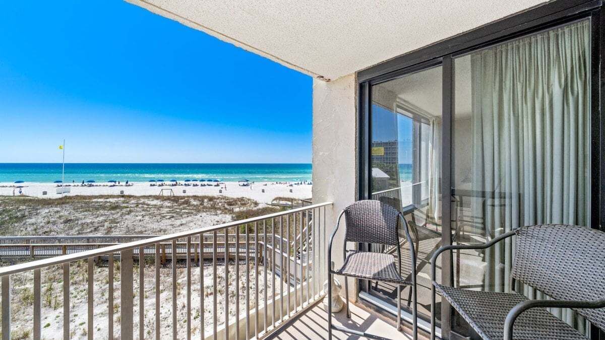 Photo of Patio Balcony in Holiday Beach