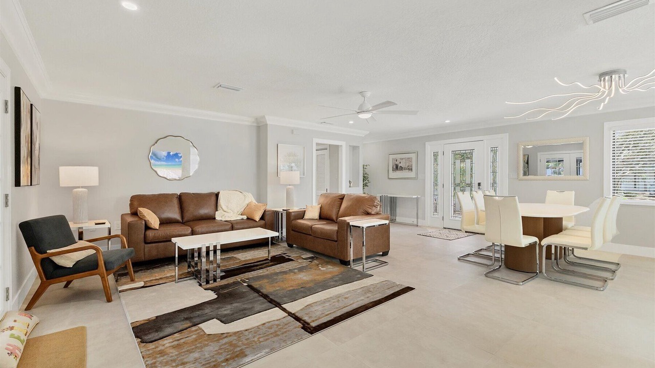 Photo of Livingroom in Ringling Park