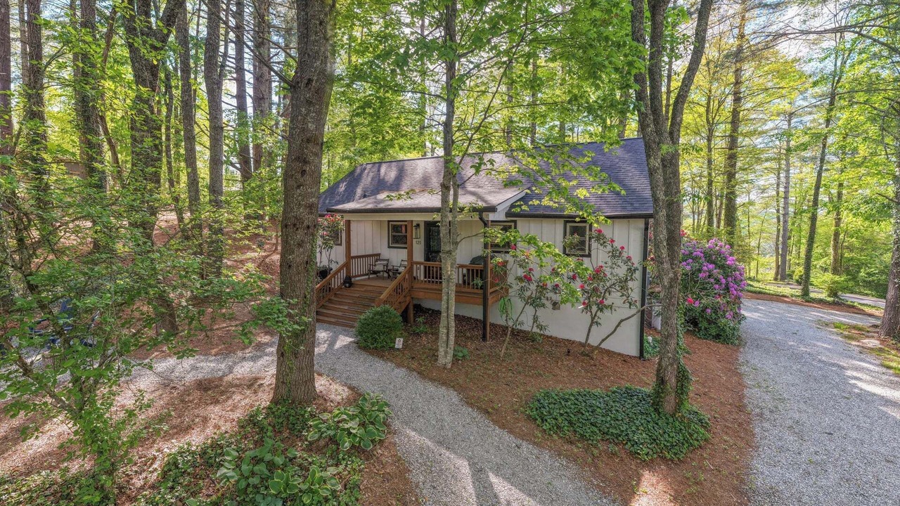 Photo of Outdoor in Glenville