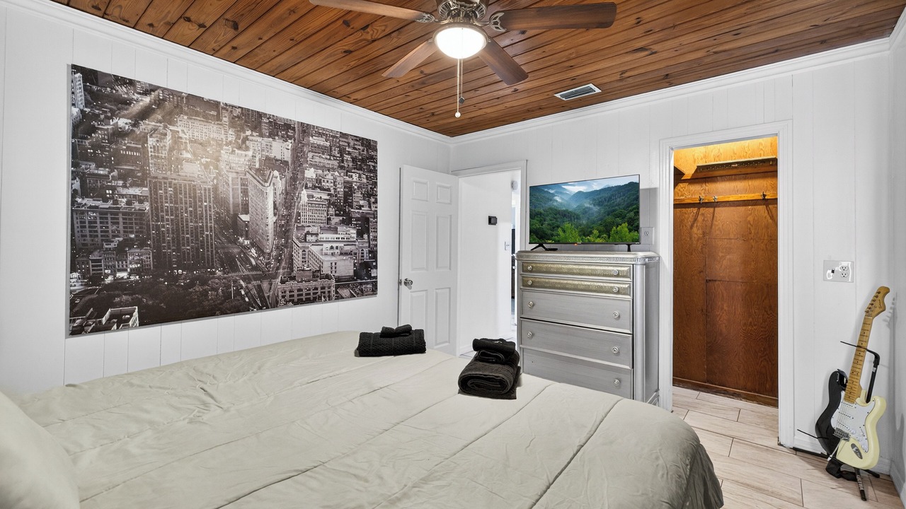 Photo of Bedroom in Temple Crest
