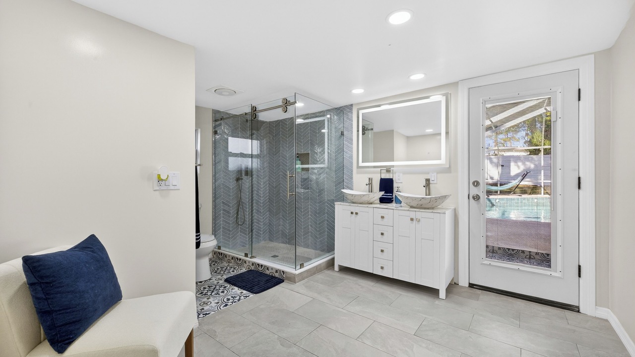 Photo of Bathroom in Temple Crest