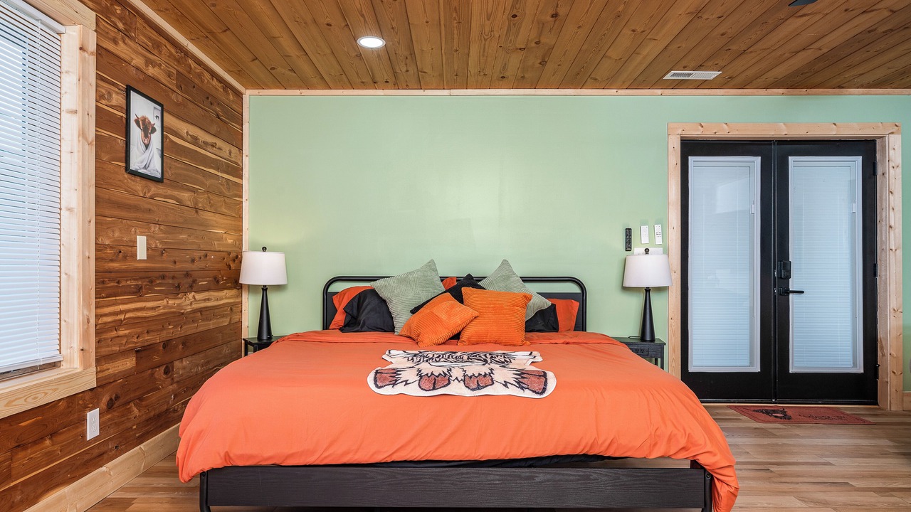 Photo of Bedroom in Crossville