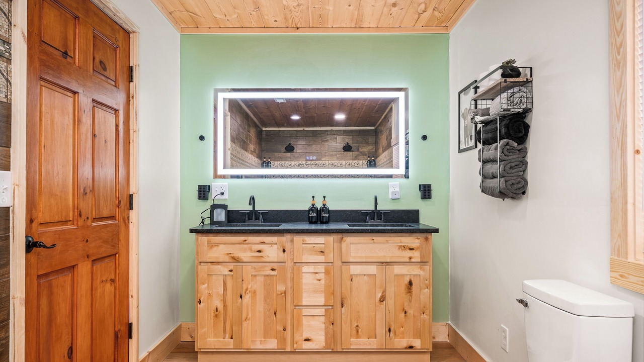Photo of Bathroom in Crossville