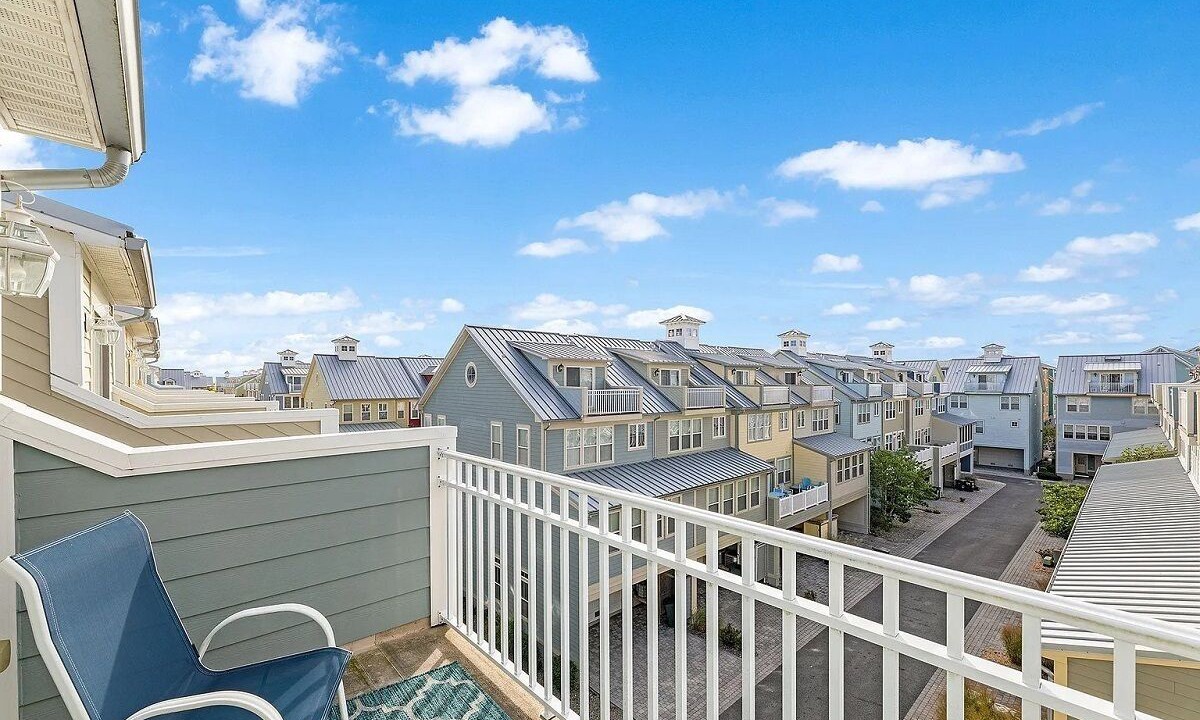 Photo of Patio Balcony in Sunset Island