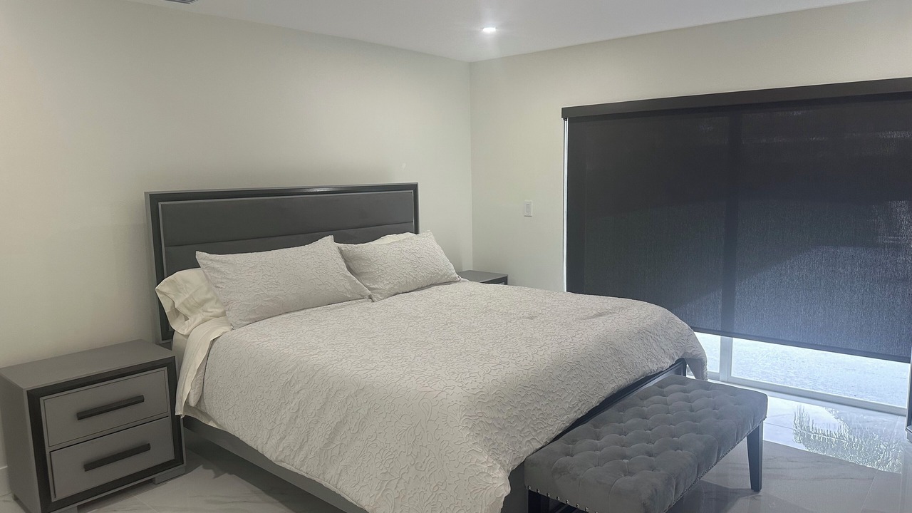 Photo of Bedroom in Ludlam
