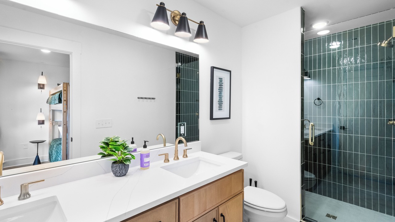 Photo of Bathroom in Inglewood