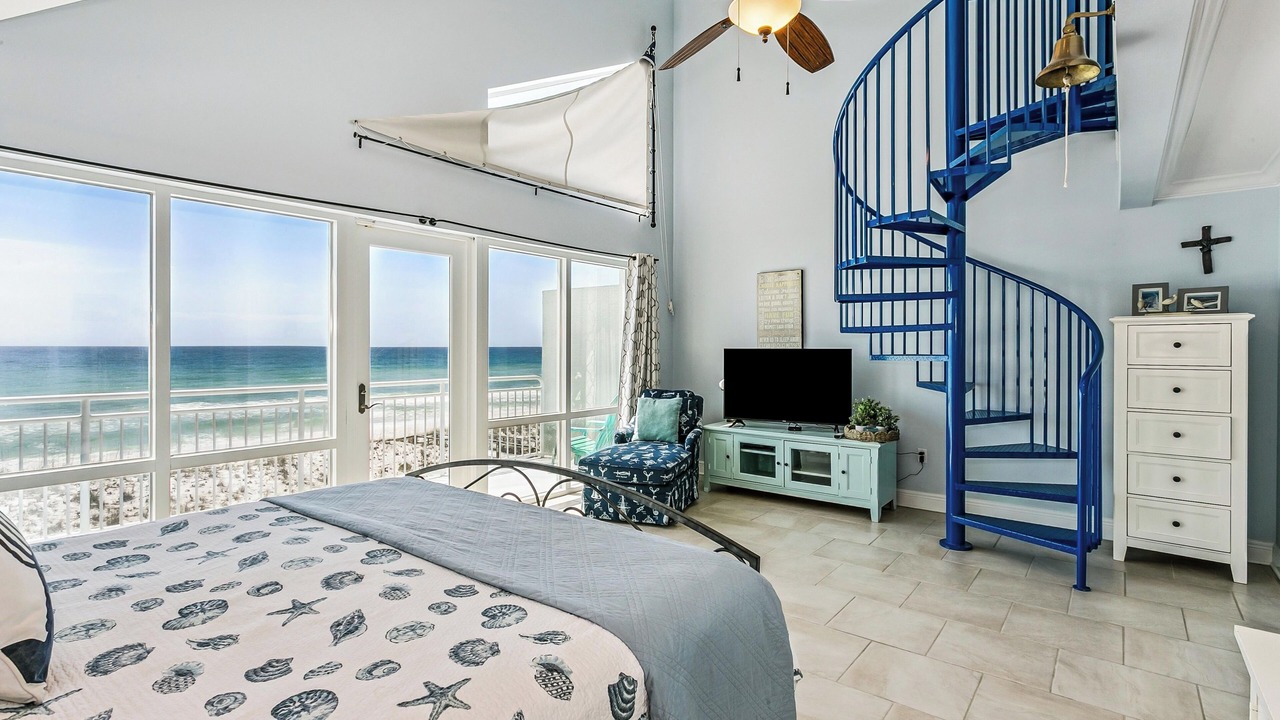 Photo of Bedroom in White Sands