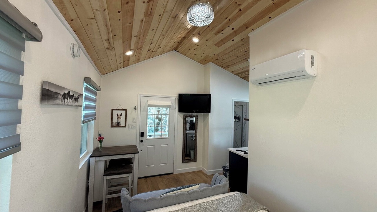 Photo of Bedroom in Eustis