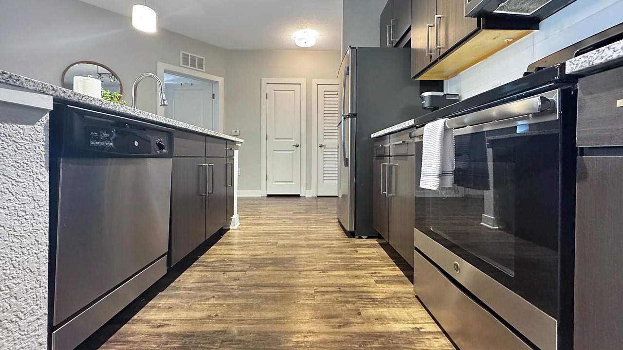 Photo of Kitchen in Carver City - Lincoln Gardens