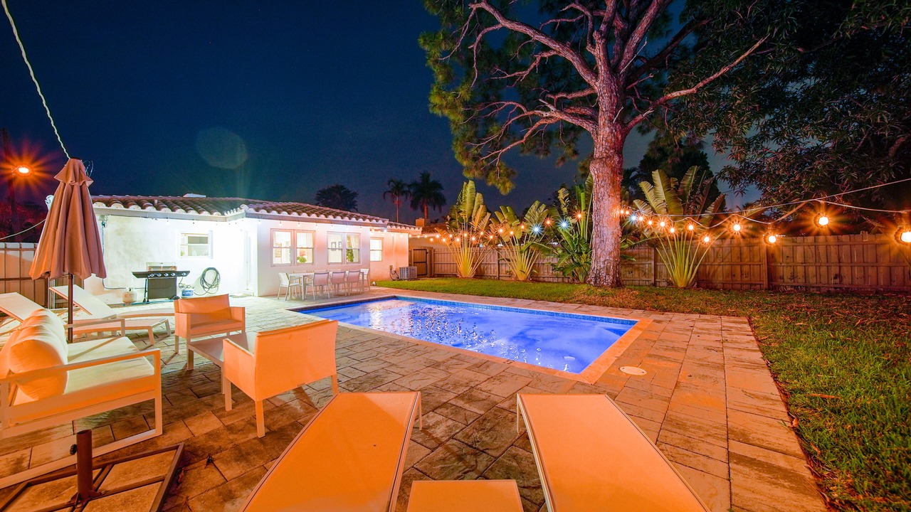 Photo of Outdoor in Poinsettia Heights