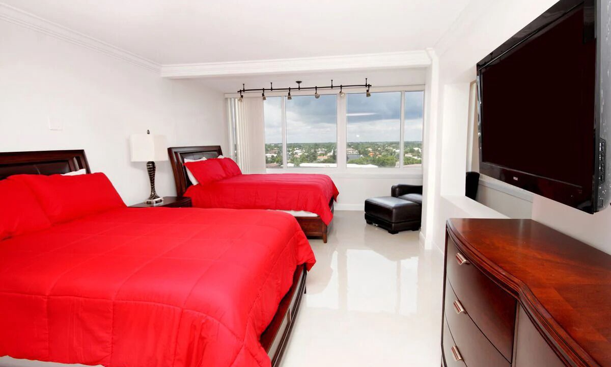 Photo of Bedroom in Galt Mile