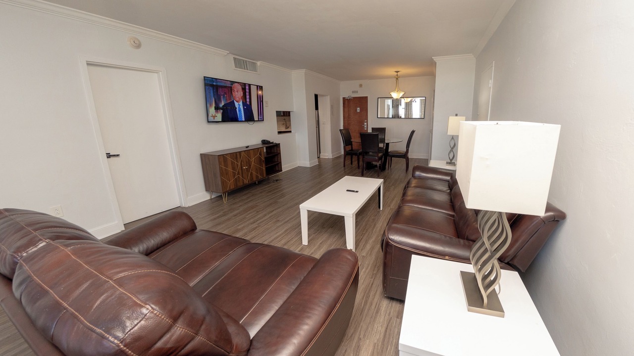 Photo of Livingroom in Galt Mile