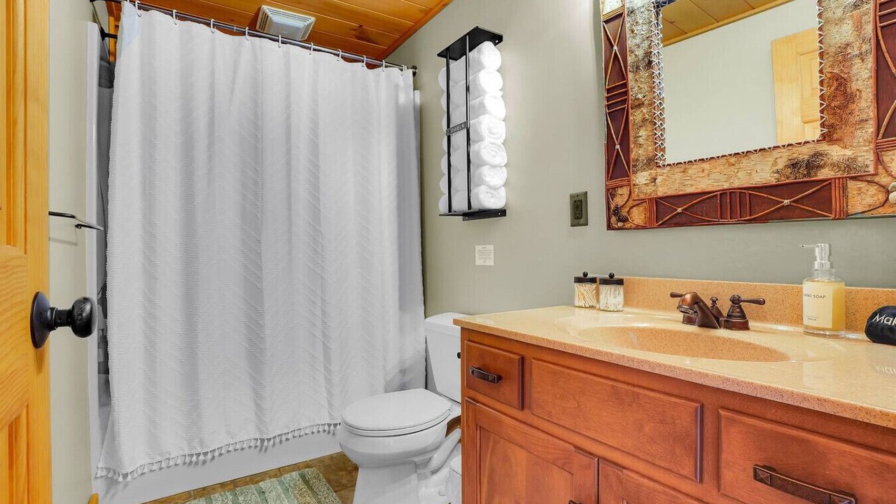 Photo of Bathroom in Mount Aetna