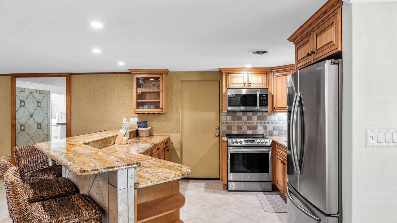 Photo of Kitchen in Gulf Gate Estates